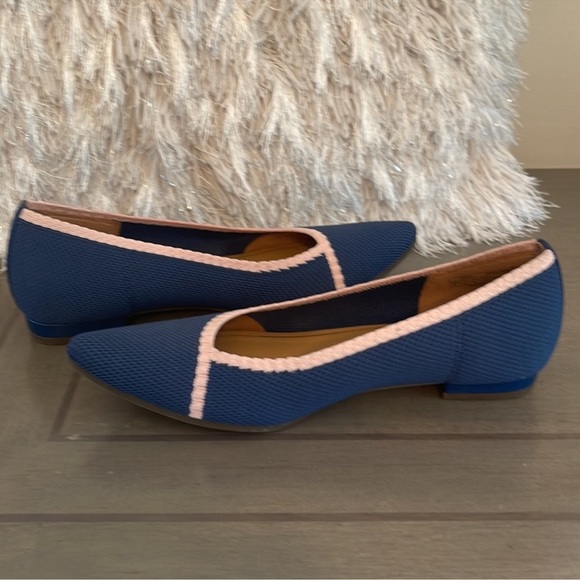 Women’s Dahlia Woven Knit Flat NWOT - Picture 6 of 10